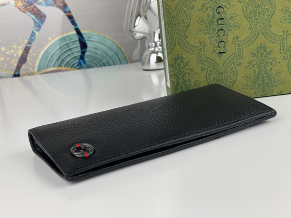 グッチ財布コピー側面デザイン